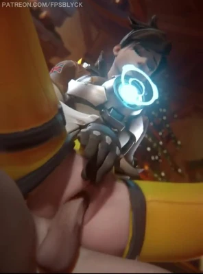 tracer vaginal riding
